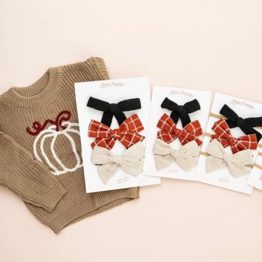 NWT Little Poppy Co October Subscription Bow Set